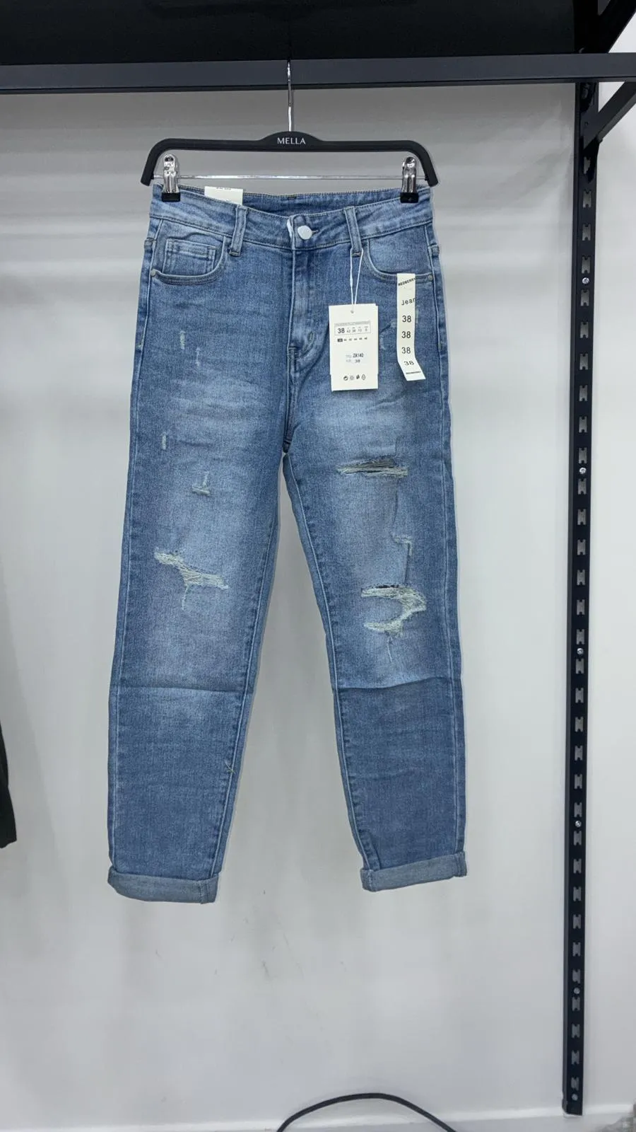 Jean a trou ZA140