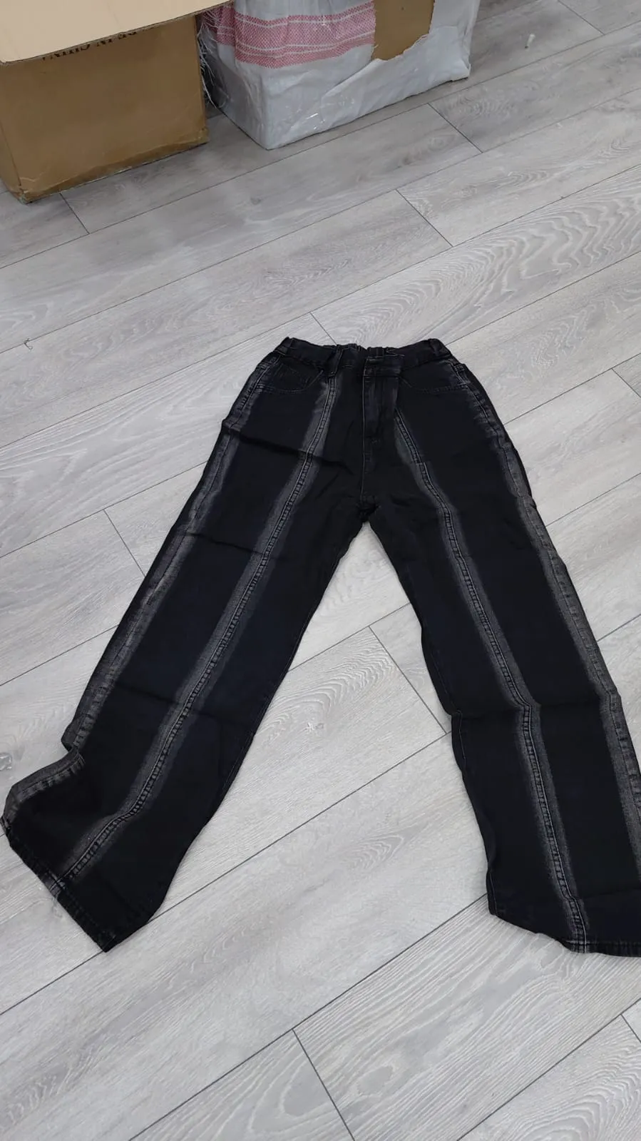Jeans Noir Ã  rainure dÃ©lavÃ©e 5502-1