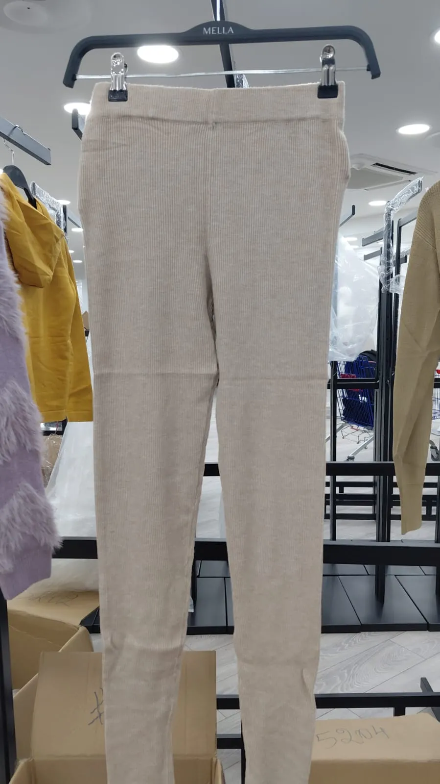 Pant-AM-24