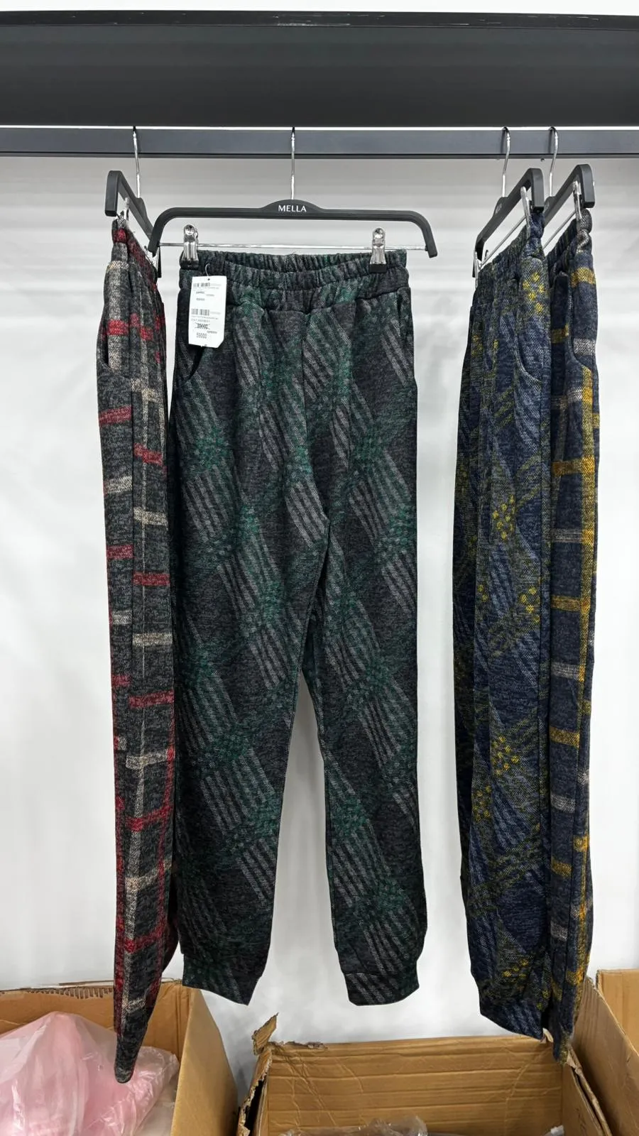 Pantalon Ã  carreaux 59000