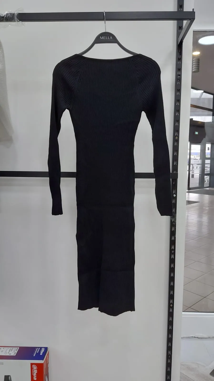 Robe AM-21
