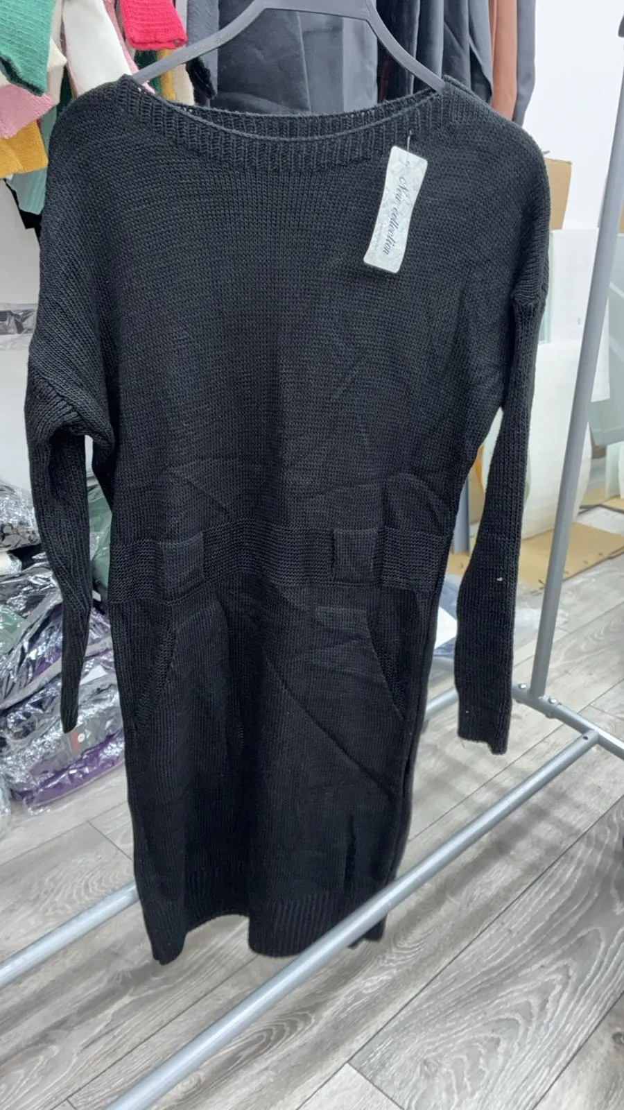 Robe en laine avec poche longue col rond 18017