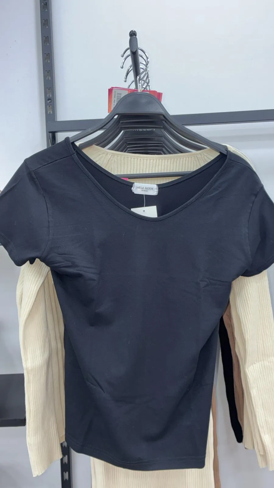 T-shirt col V 17208
