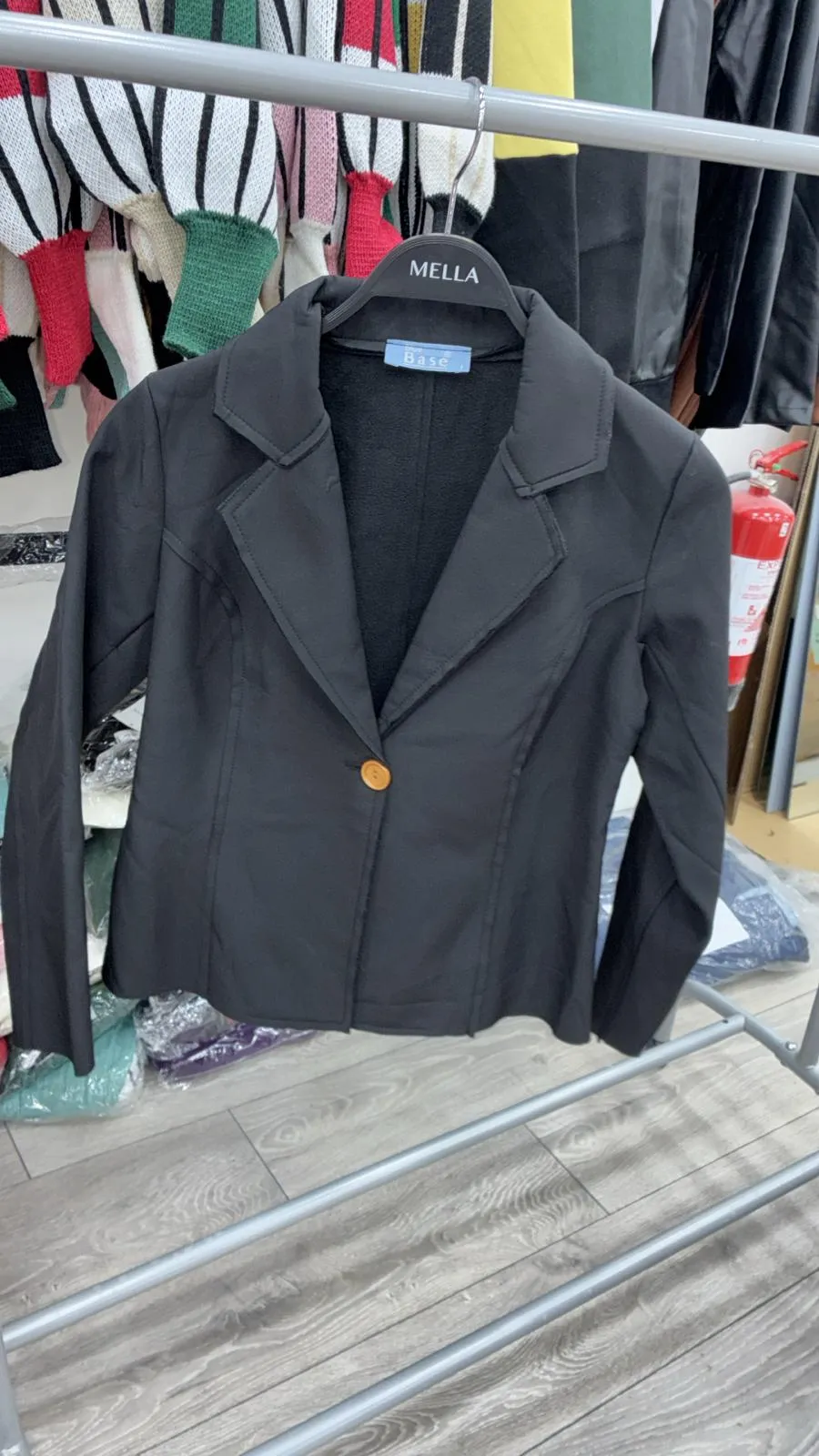 Veste cintrÃ©e avec bouton 210002